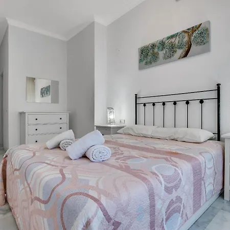 6 Con Wifi, Ac, Piscina Y Parking Gratis Apartment