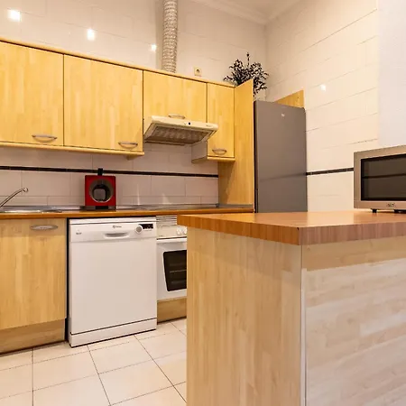 6 Con Wifi, Ac, Piscina Y Parking Gratis Benalmadena